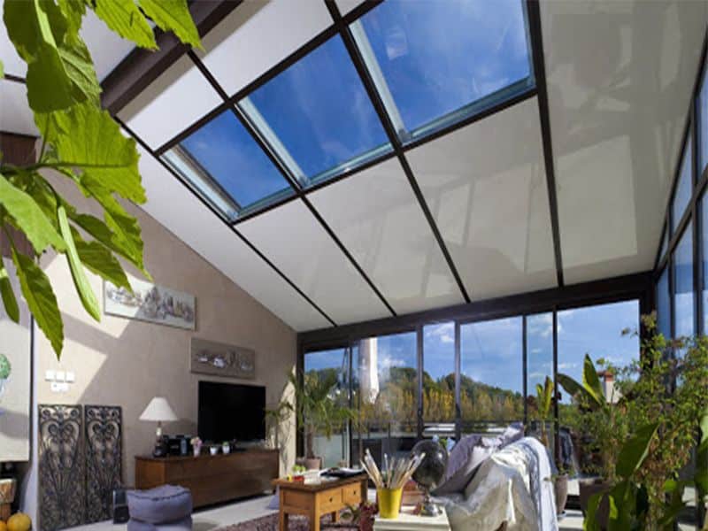 Toiture de veranda remplissage mixte panneaux pleins verre isolant